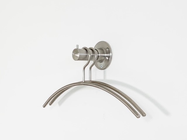 Kledinghaak RVS-INOX met 2 bijpassende kledinghangers - 10 cm