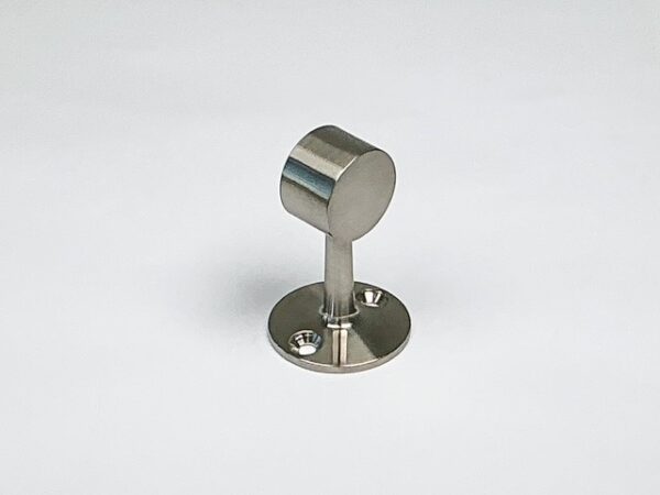 Afstandsteun in geborsteld RVS-INOX 304 met een zijde gesloten. Te gebruiken als eindsteun voor een handdoekrek of gordijnrail.