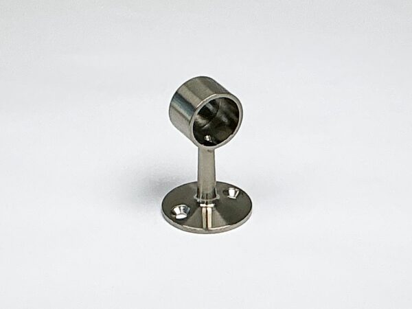 Afstandsteun in geborsteld RVS-INOX 304 met een zijde gesloten. Te gebruiken als eindsteun voor een handdoekrek of gordijnrail.