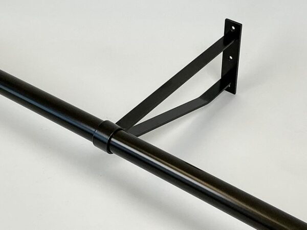 Garderobesteun extra sterk Gun Metal. 30 cm tot hart buis. Gemonteerd aan de buis.
